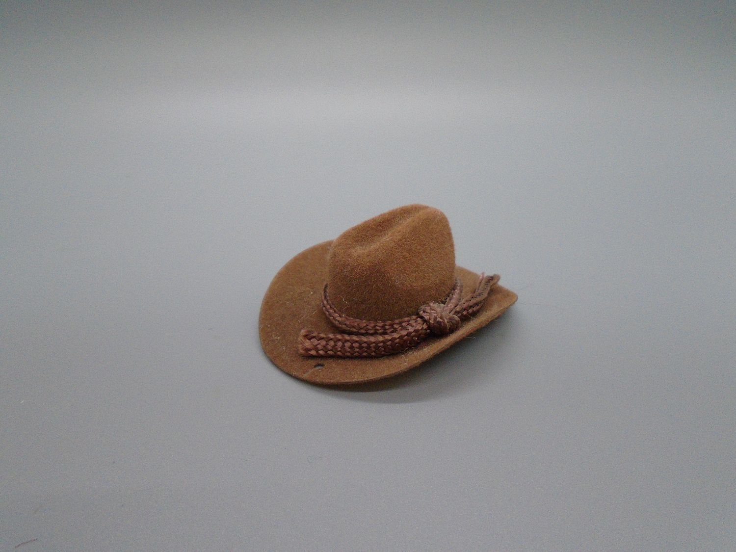 COWBOY HAT