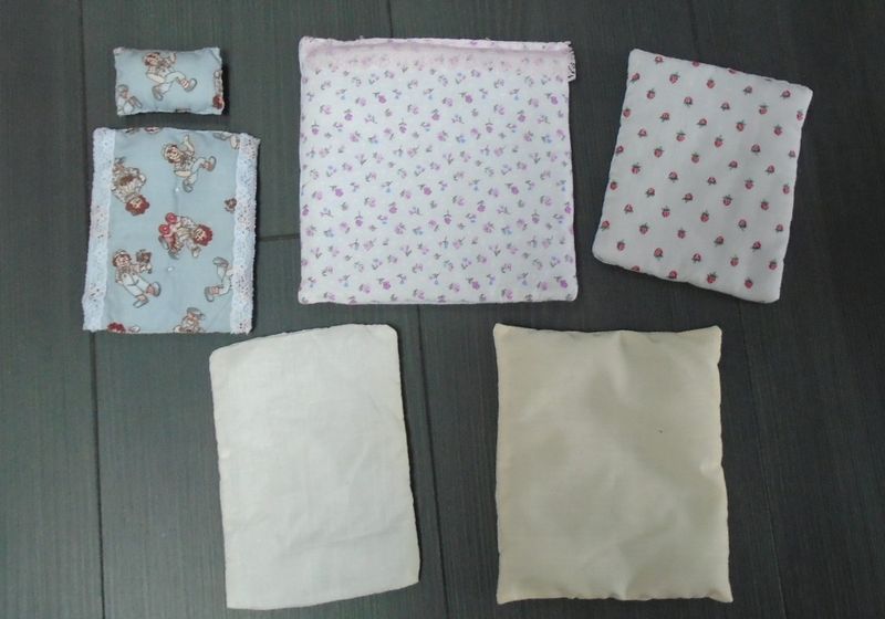 BUNDLE OF BEDDING