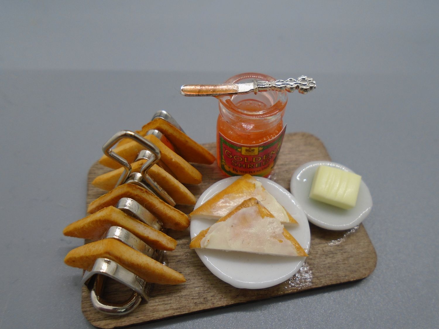 TOAST AND MARMALADE BOARD TOAST AND MARMALADE BOARD