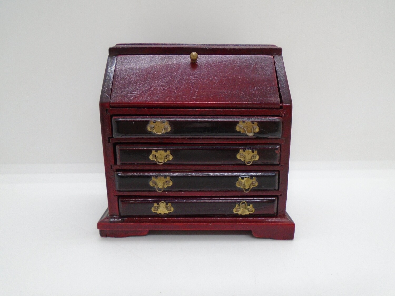 PRELOVED MAHOGANY BUREAU PRELOVED MAHOGANY BUREAU