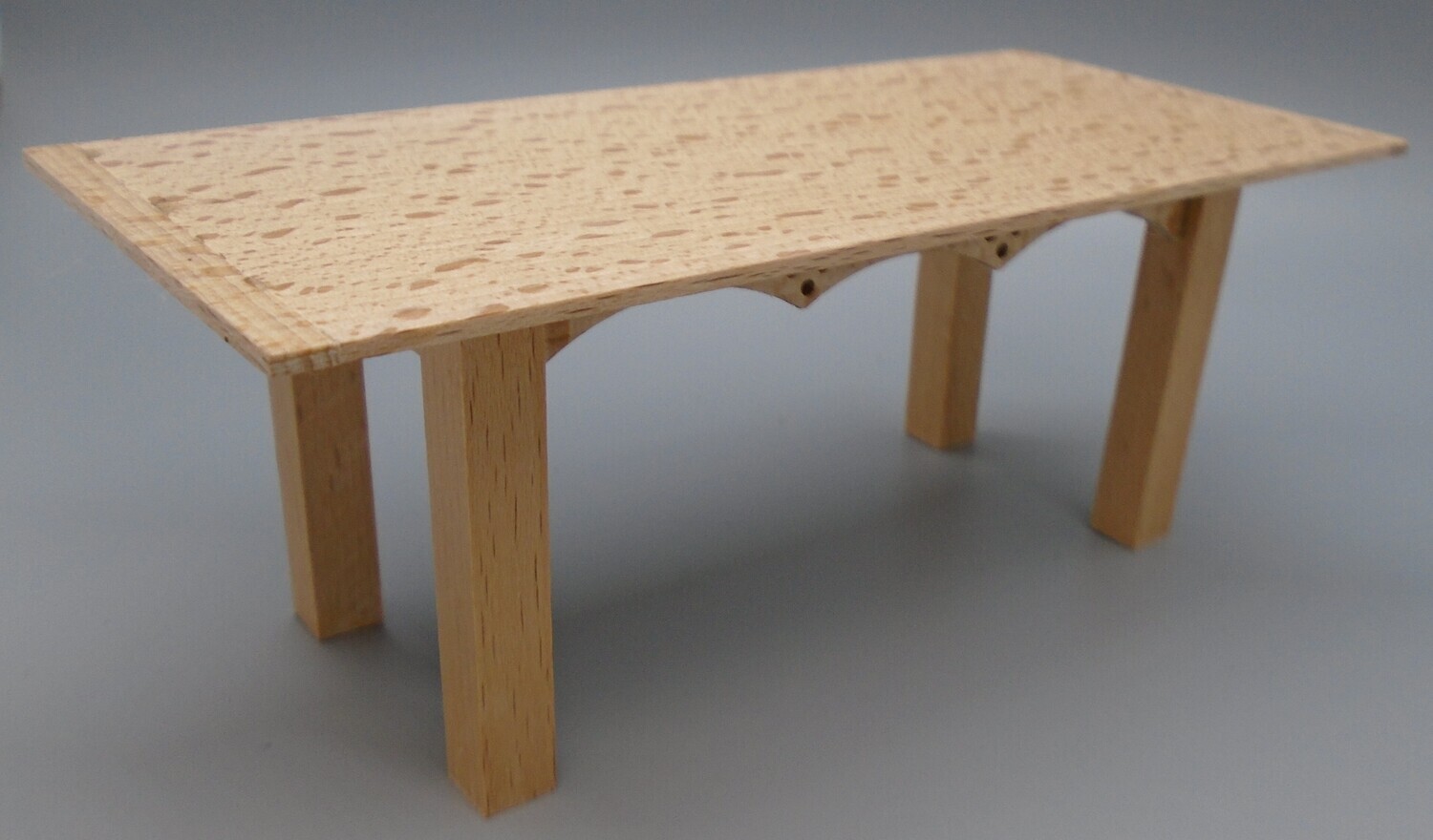 CHARLES RENNIE MACINTOSH STYLE TABLE