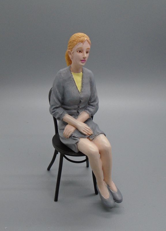 CUSTOMISED LADY IN GREY