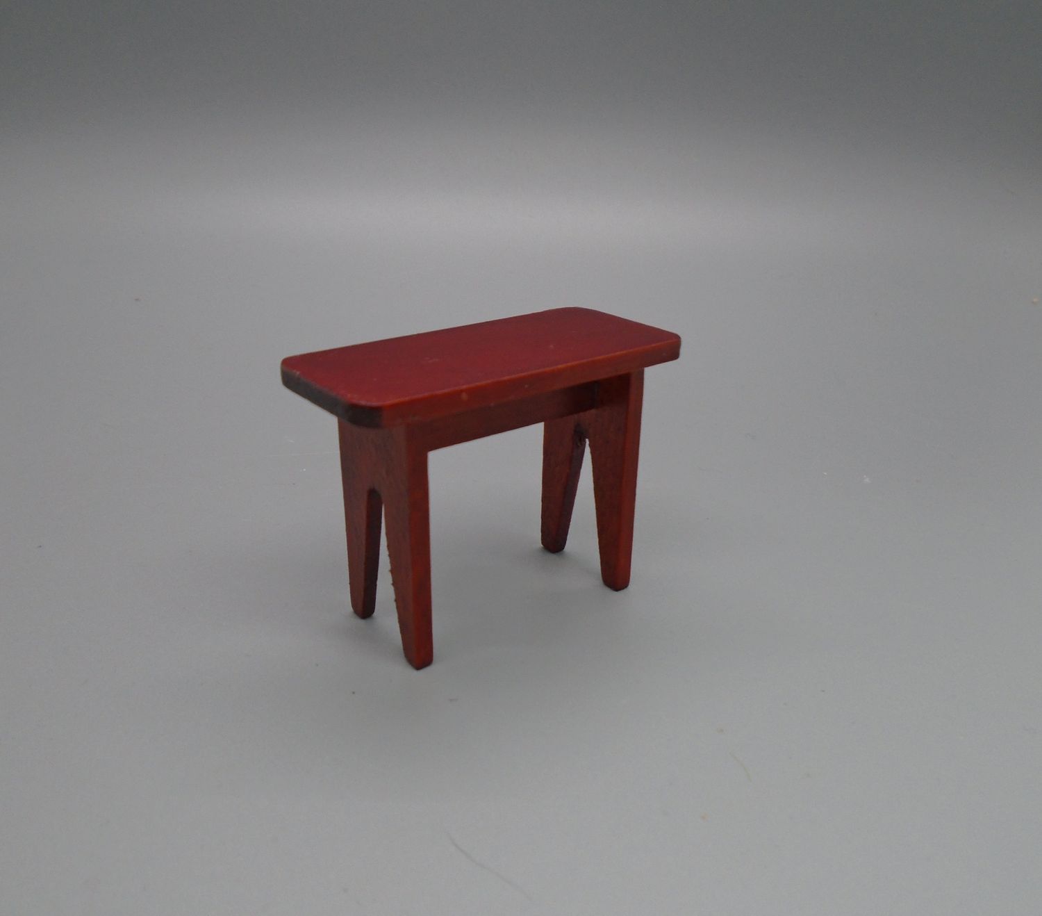PIANO STOOL