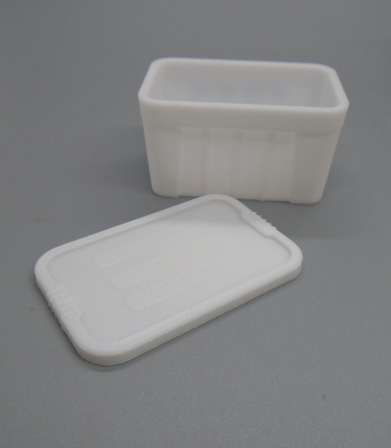 WHITE STORAGE BOX WITH LID WHITE STORAGE BOX WITH LID