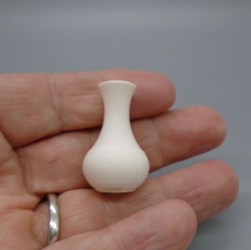WHITE VASE