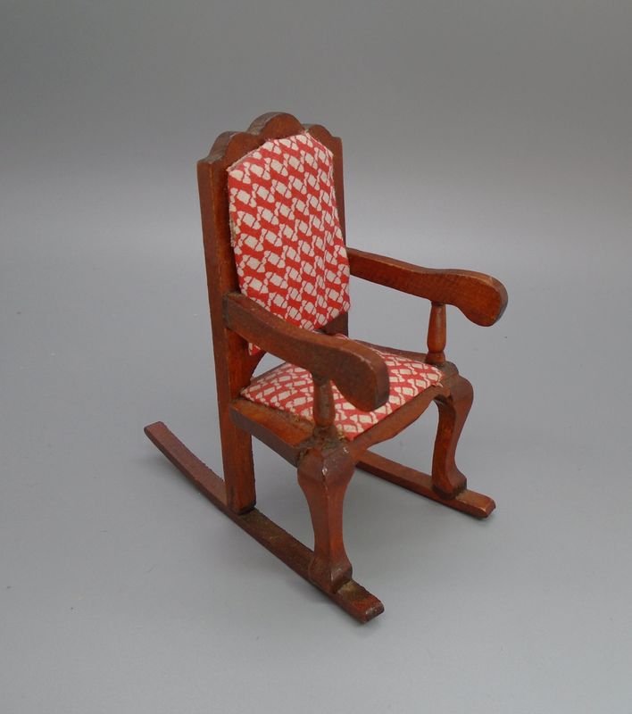 ROCKING CHAIR