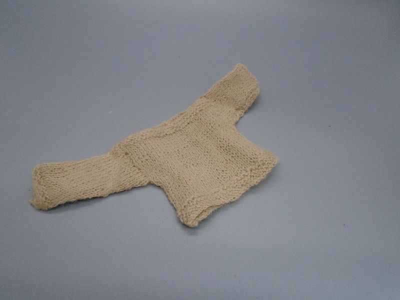HAND CRAFTED JUMPER