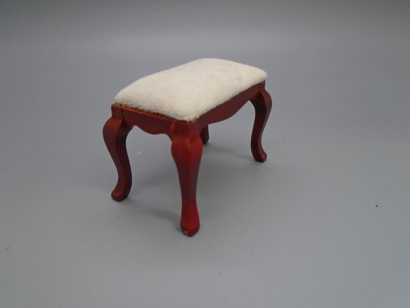CREAM VELVET STOOL