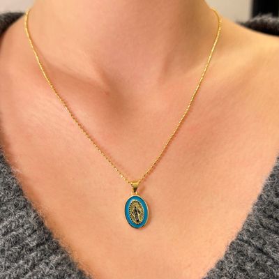 Gold chain with Madonna  blue