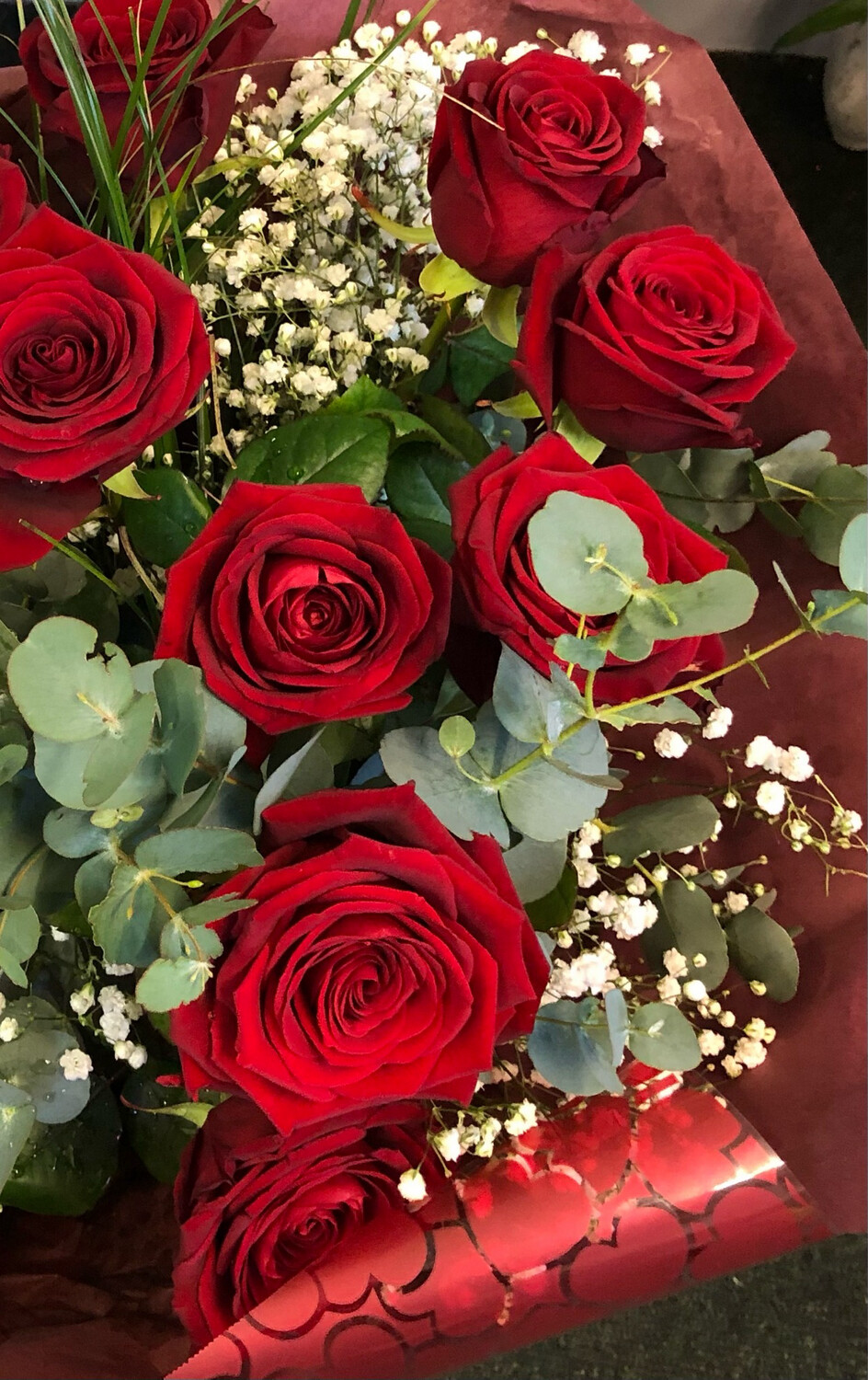 6 Beautiful Hand tied Red Roses and Foliage, Gift Wrapped In An Aqua Pack