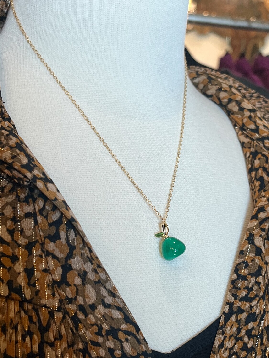 GREEN APPLE NECKLACE