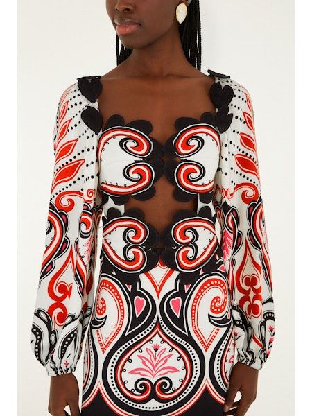 GRAPHIC AINIKA WINTER WHITE LONG SLEEVES HEAR