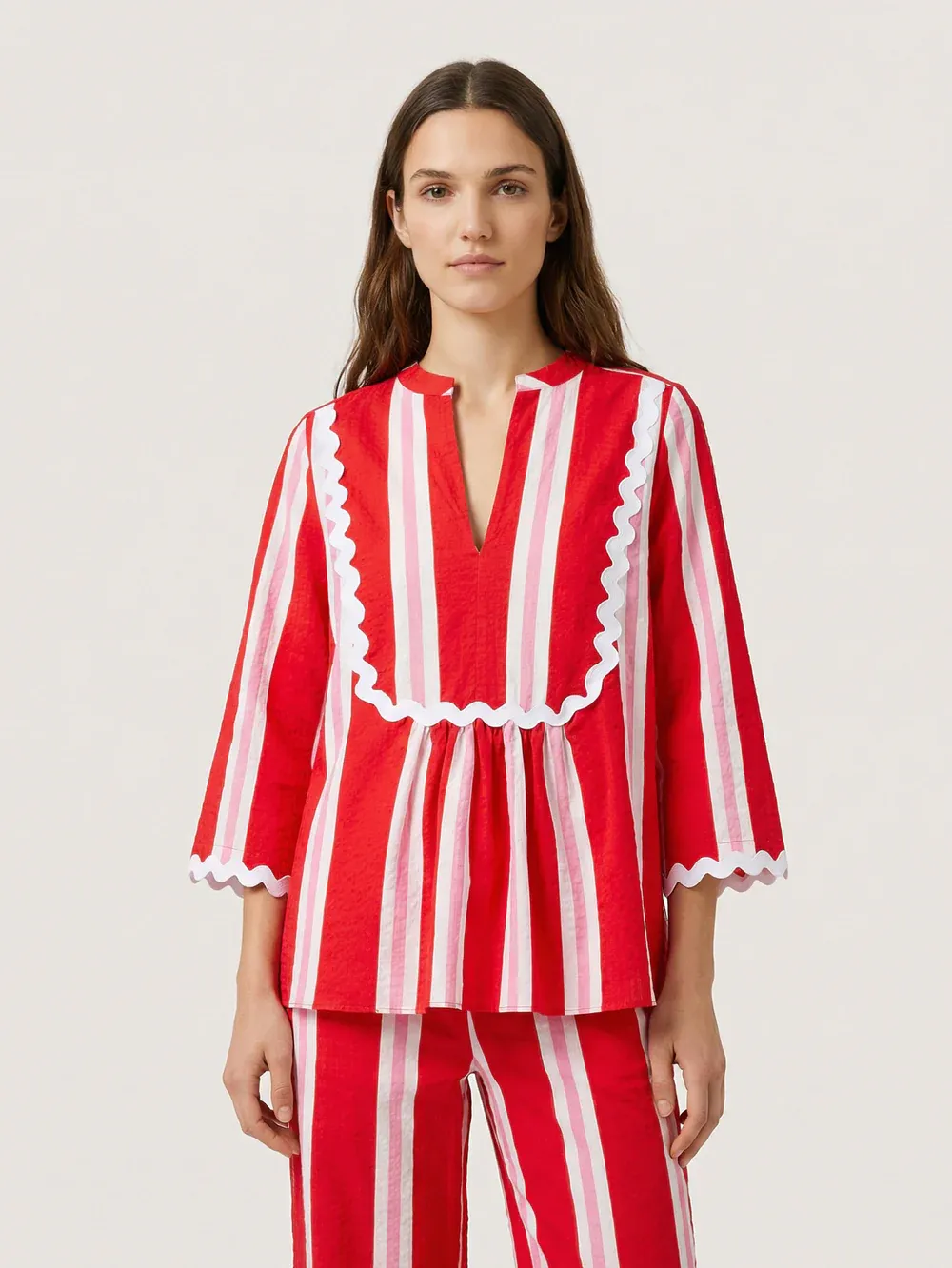 RED STRIPE TUNIC WHITE RIKRAK