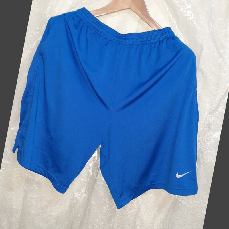 Short Nike dry-fit talla M