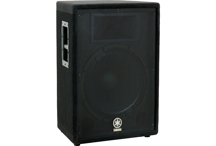PARLANTE YAMAHA 15 PULGADAS 2 VIAS 400W RMS