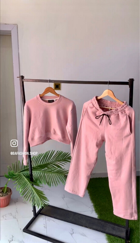 Crop Top Sweatshirt And Pants (Lekki Store)