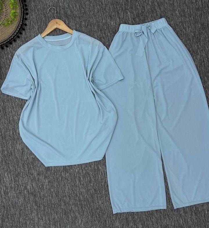Simple woman set