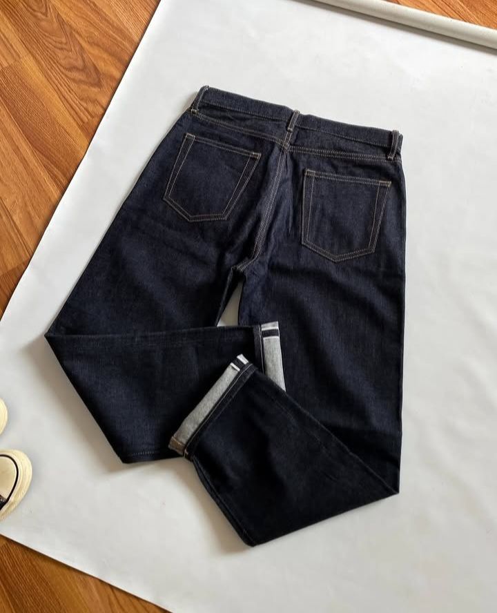 Plain jeans