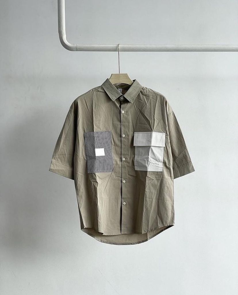 Lines patch pocket shirt