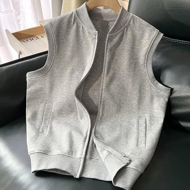 Sleeveless Pop Jacket