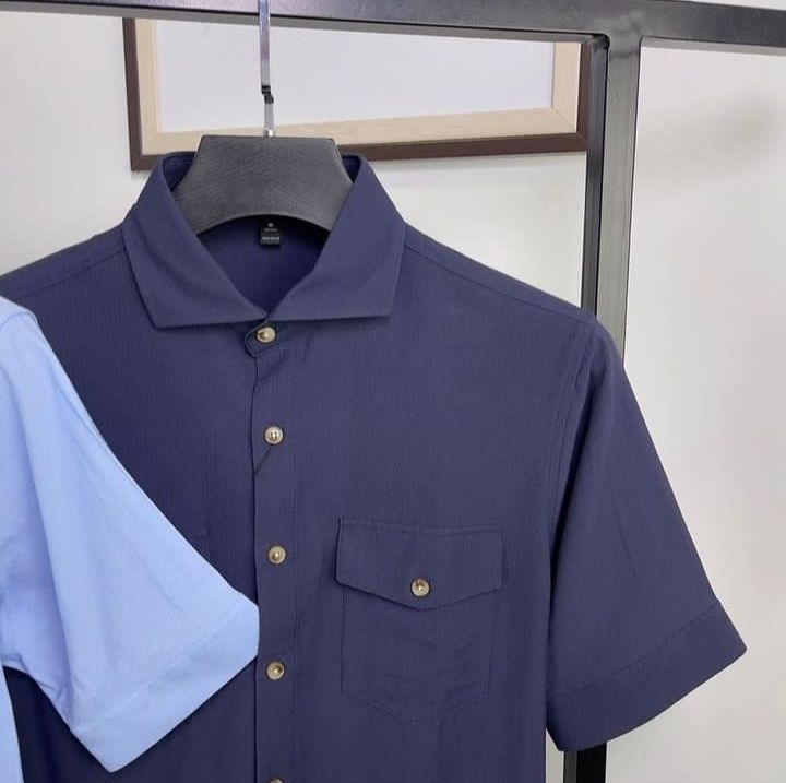 Straight collar shirt
