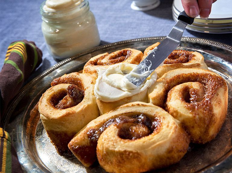 "Black Sheep Baking Company" Take-N-Toast Cinnamon Rolls