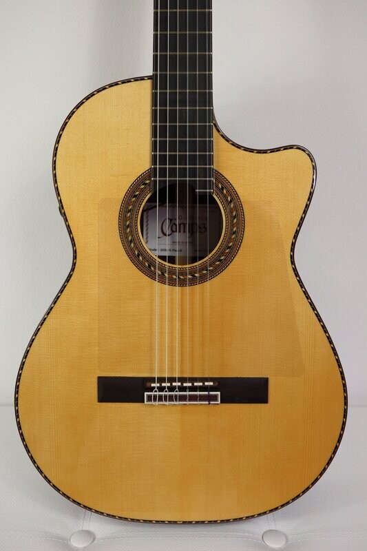 Classical Guitar - Camps - Cutaway 2000 Rosewood with Fishman System