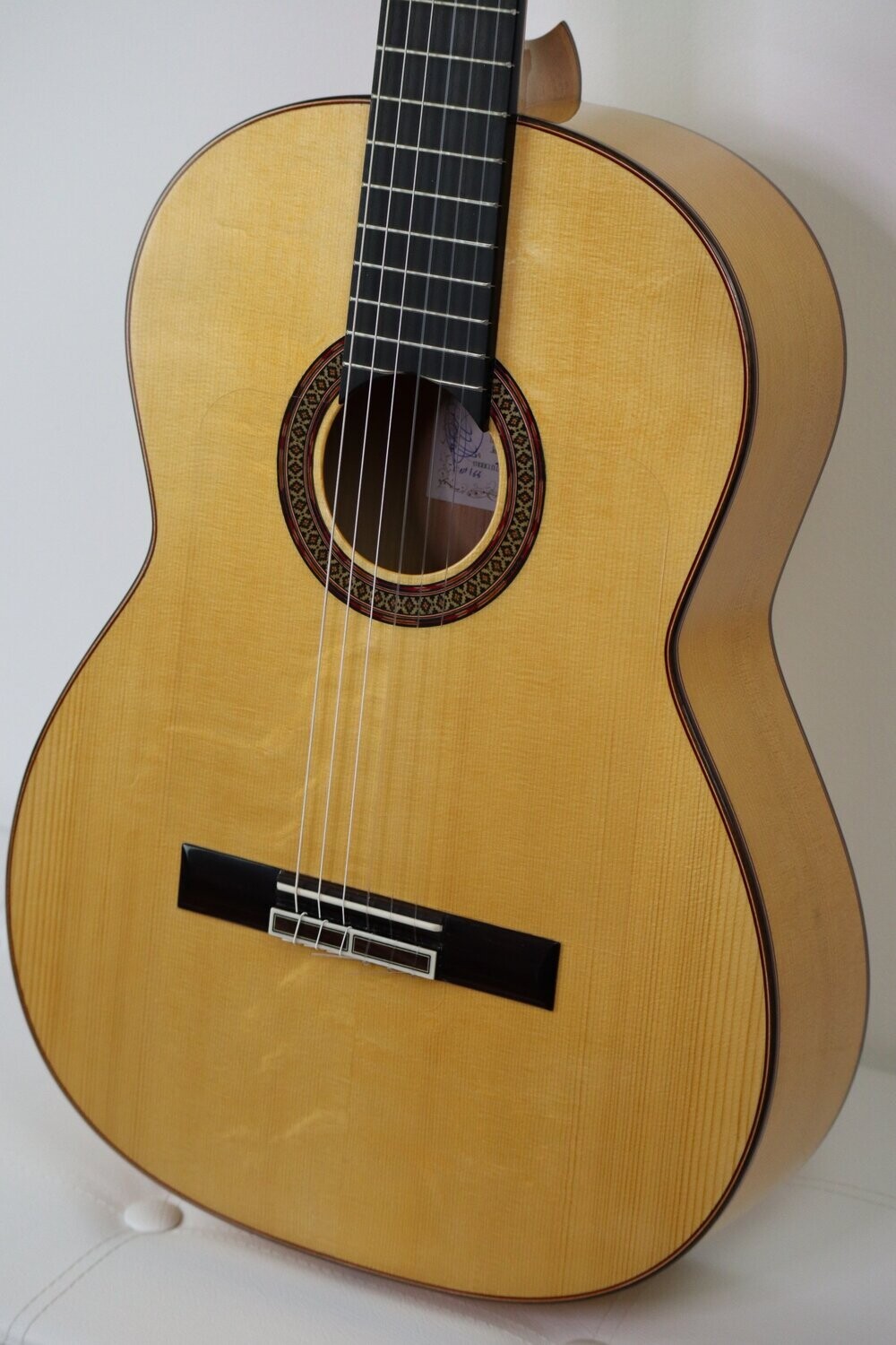In 2022: Grandiose Meister-Flamenco-Gitarre - Peña Vargas - Flamenca Blanca - Schellack