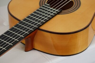 Neues Modell 2023: Premium Flamenco-Gitarre - Hermanos Camps - Primera Blanca - A
