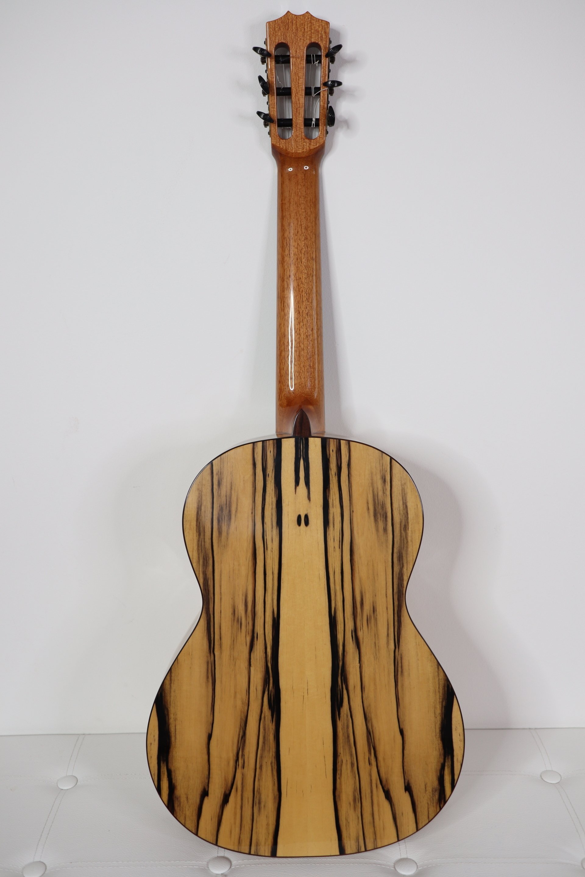 NEU: Flamenco-Gitarre - Prudencio Saez - Modell Ebano Blanco inklusiv Case