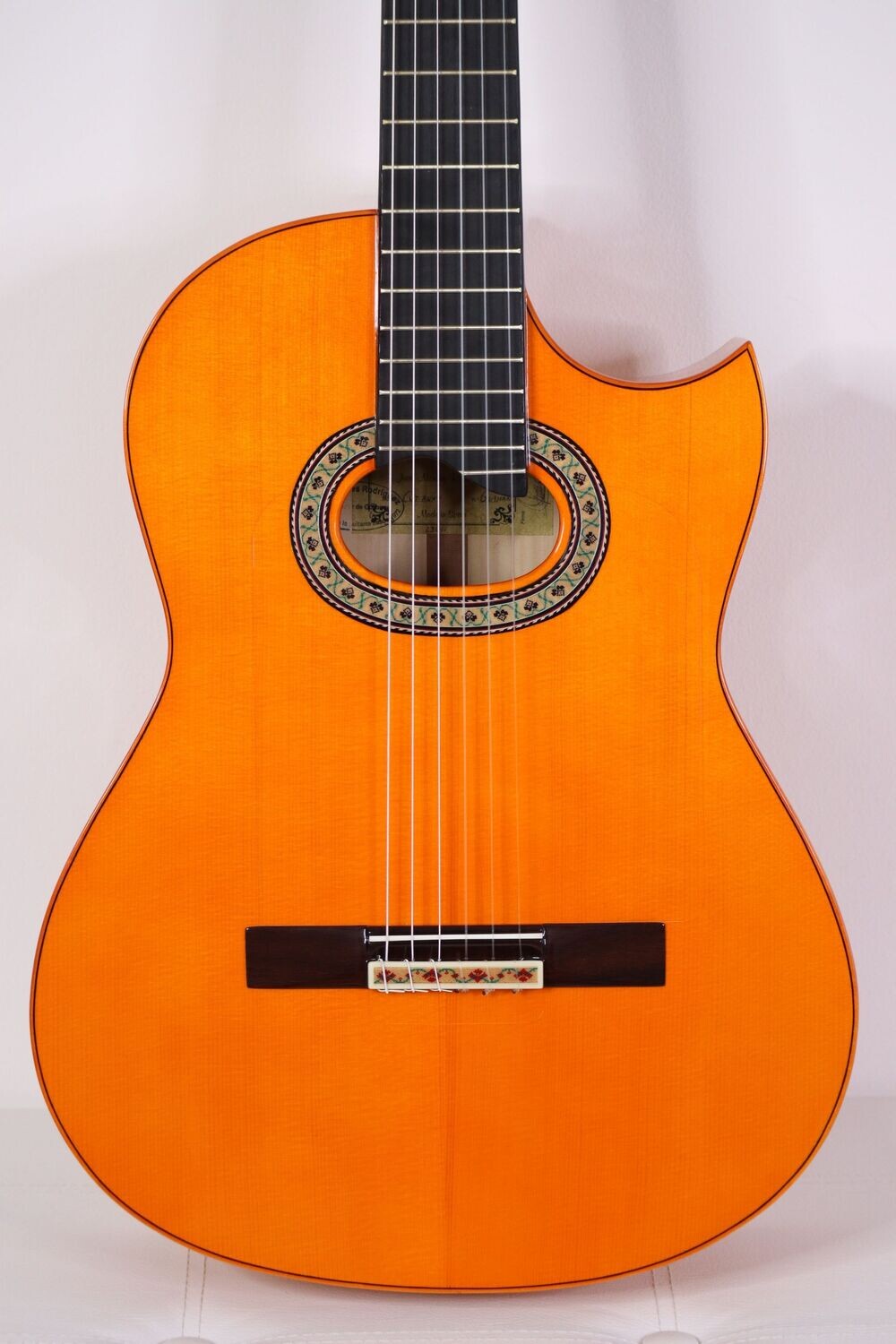 Custom Shop - Modell  1A Esp Crossover - Fichte /Zypresse Cutaway