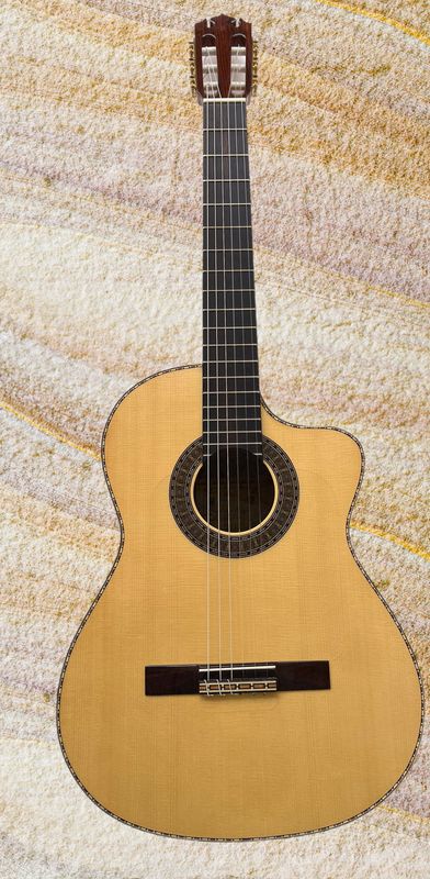 Profi Flamenco-Gitarre - Juan Montes Rodriguez - Flamenca Negra Signature Modell - Cutaway
