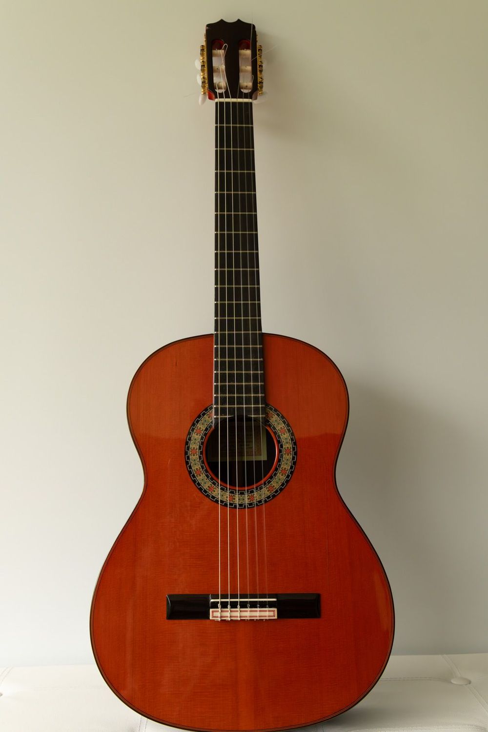 Rarität! Flamenco-Gitarre - Hermanos Conde "Media Luna" Negra 2000 mit Zederdecke