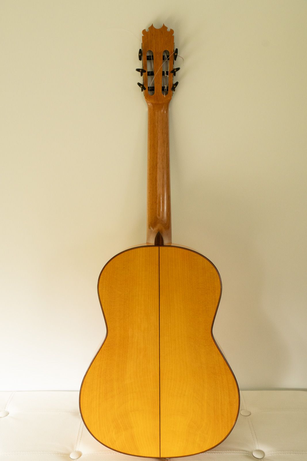 Neues Modell 2025: Grandiose Meister-Flamenco-Gitarre - Peña Vargas - Flamenca Blanca