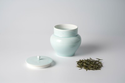 Jar I Stone