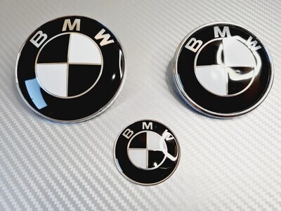 BMW Badge Set (x3) - Black & White