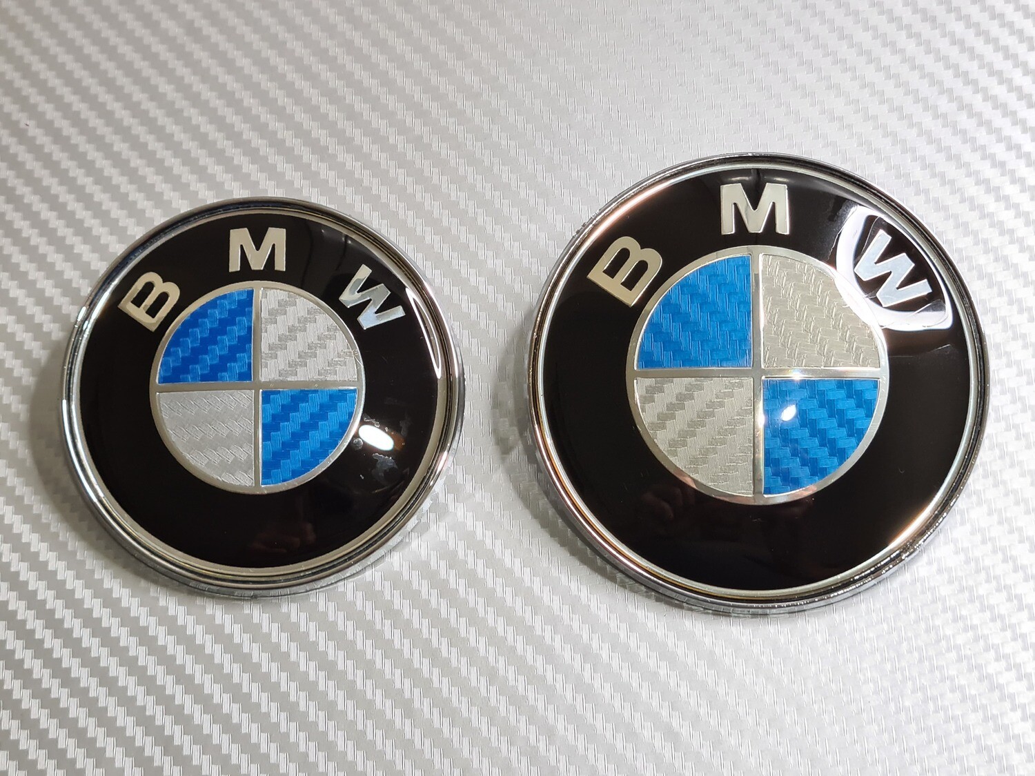 BMW Badges (Set of 2) - Carbon Fibre Blue & White