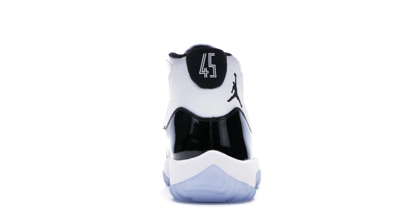 Air Jordan 11 Retro Concord  8.5