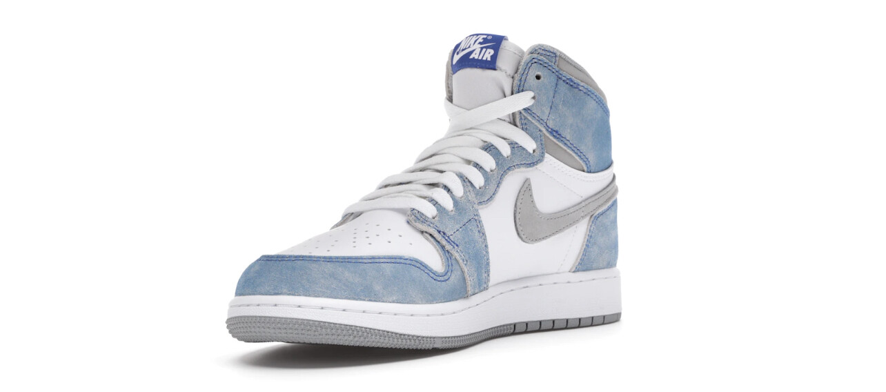 Air Jordan 1 Retro Hyper Royal