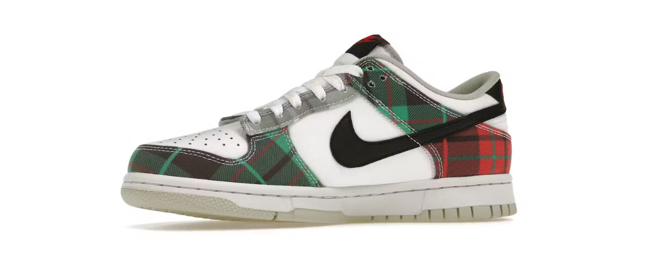 Dunk Christmas Plaid