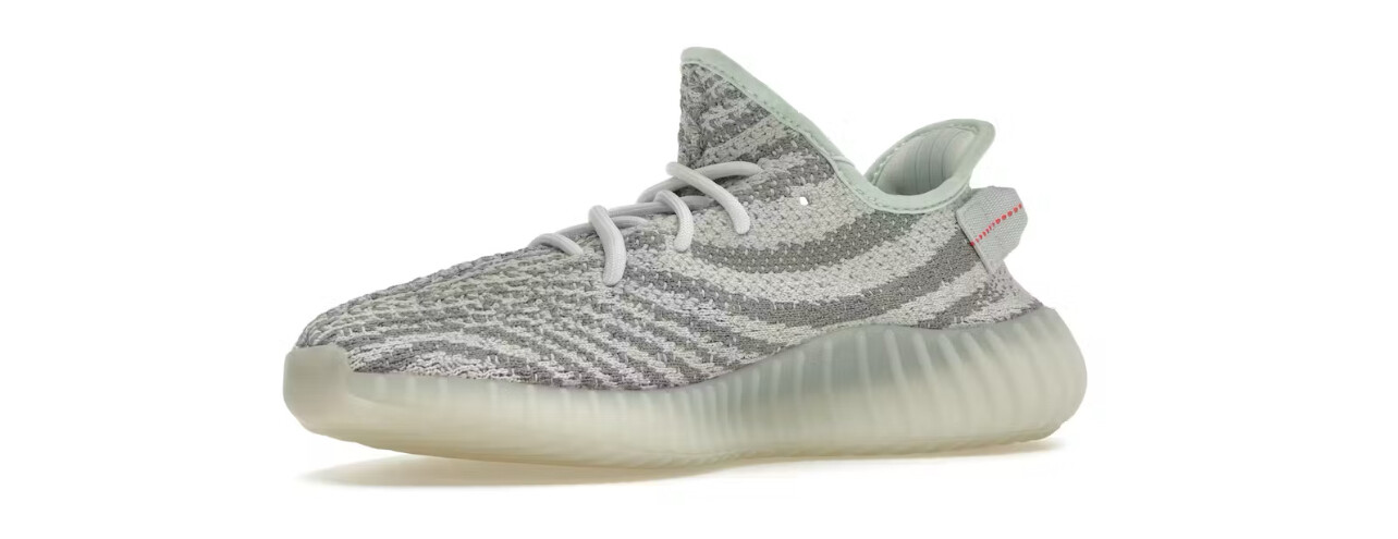 Yeezy Blue Tint Size 5