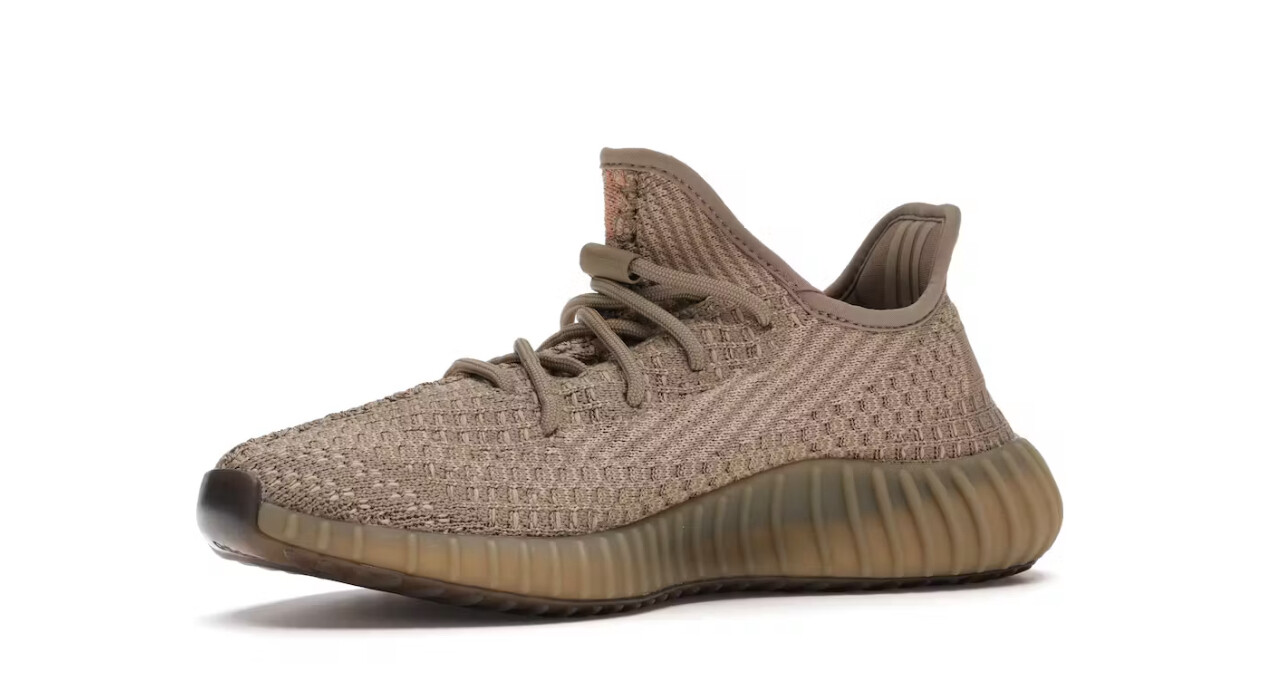 Yeezy 350 Santa Size 5.5