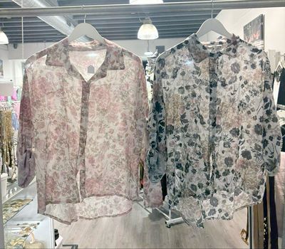 Floral button up