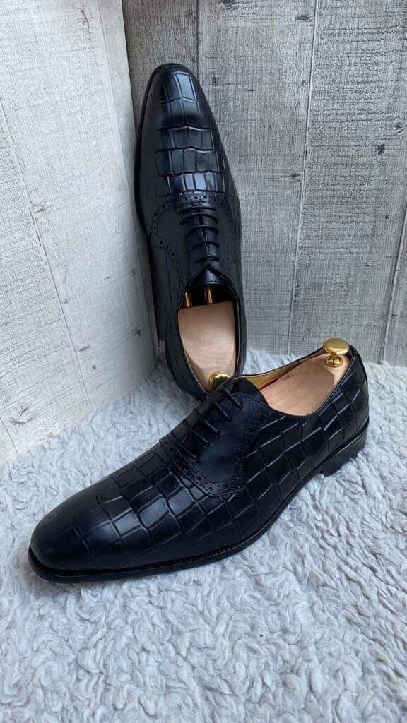 Alligator leather dress shoes