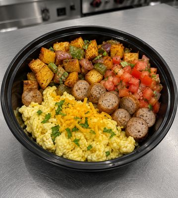 Breakfast bowl w/Southern Yellow Potatoes & Chicken Sausage