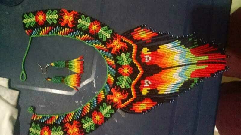 ACCESORIOS INDIGENAS COLLARES LARGOS O PECTORALES CON O SIN ARETES, CORTOS Y SENCILLOS