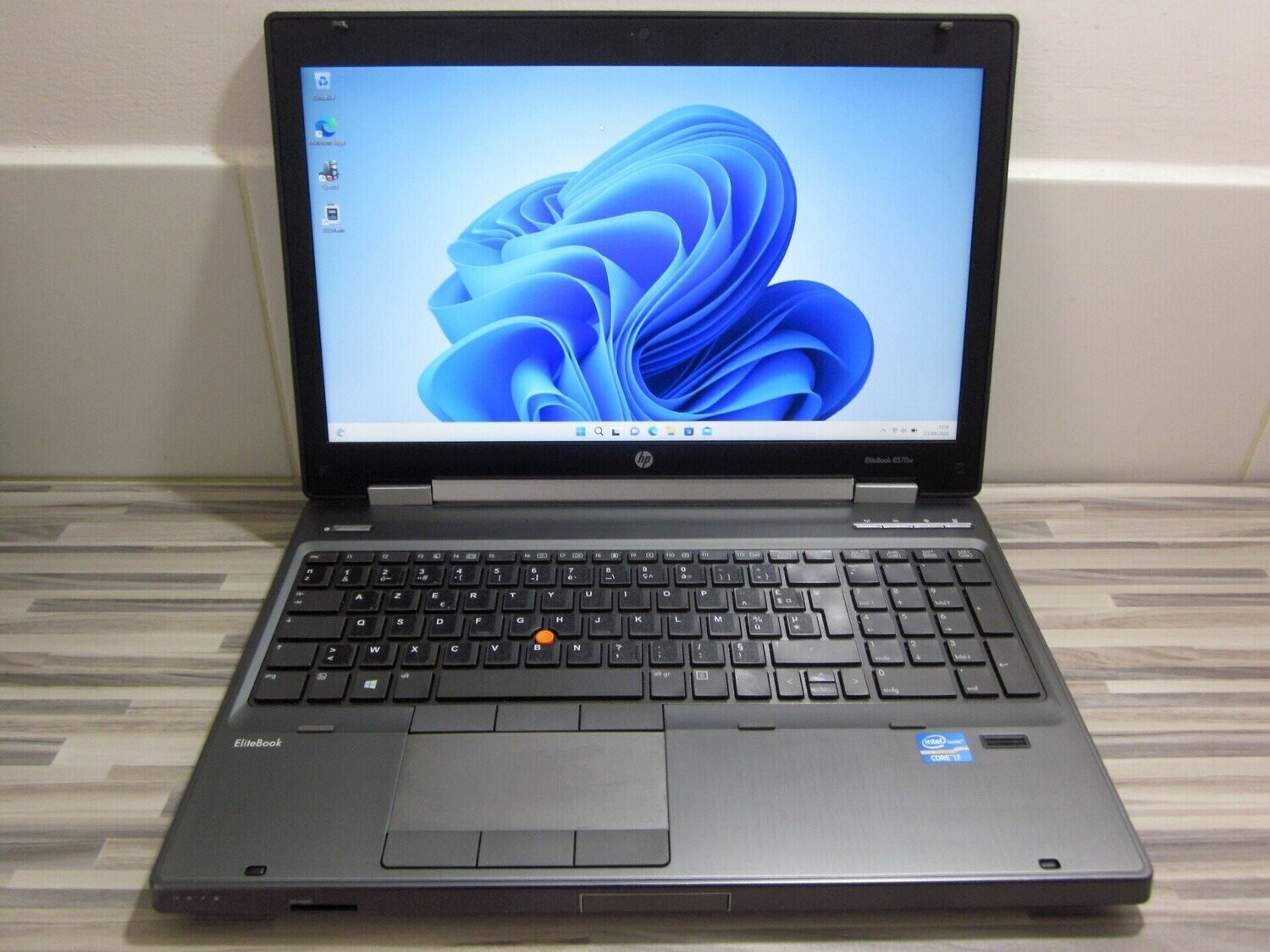 HP EliteBook 8570w i7-3840QM NVIDIA K1000M Ram 16 Go SSD mSATA 512 Go Win 11 pro