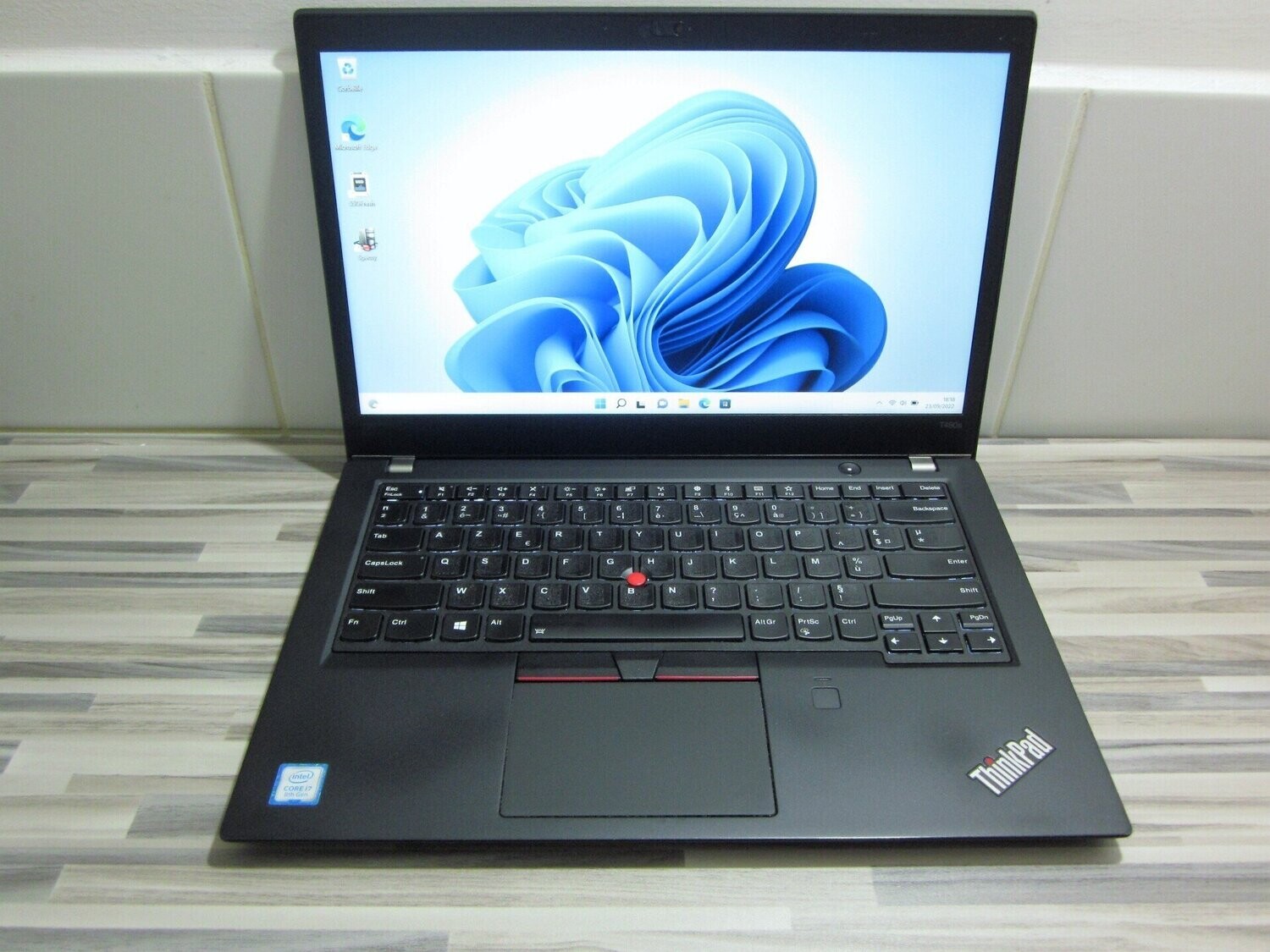 Lenovo ThinkPad T480s Intel Core i7-8550U Ram 8 Go SSD 256 Go Windows 11 pro