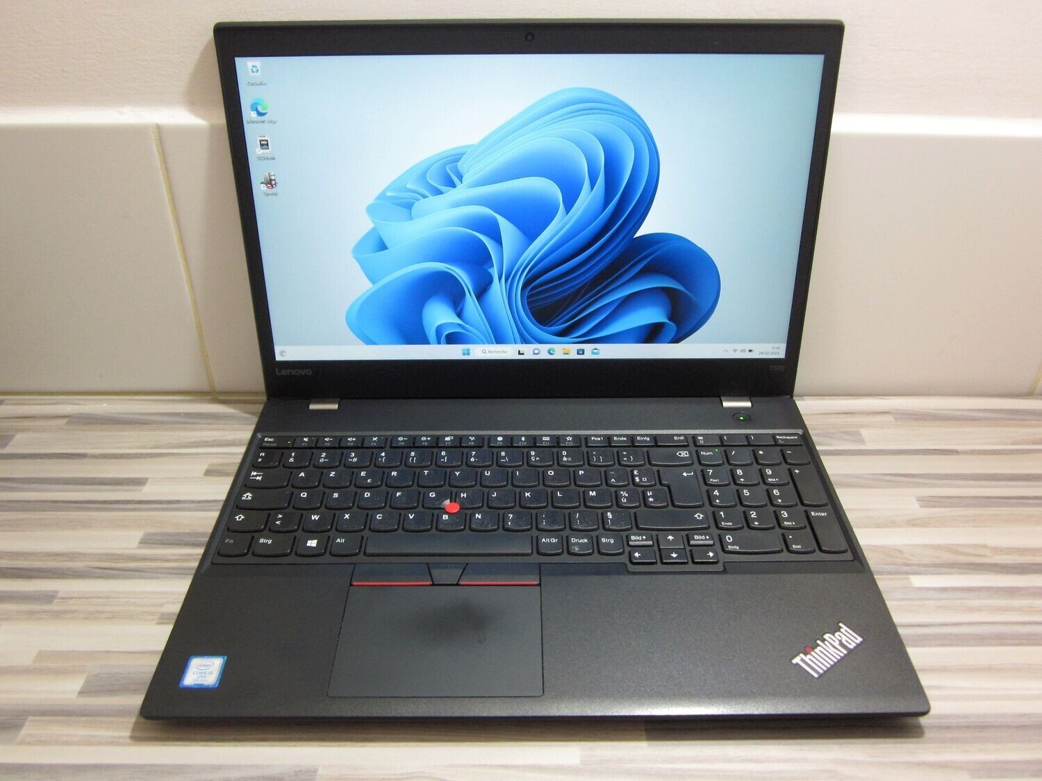 LENOVO T570 i5-7300U Ram 8 Go SSD 256 Go Windows 11 professionnel