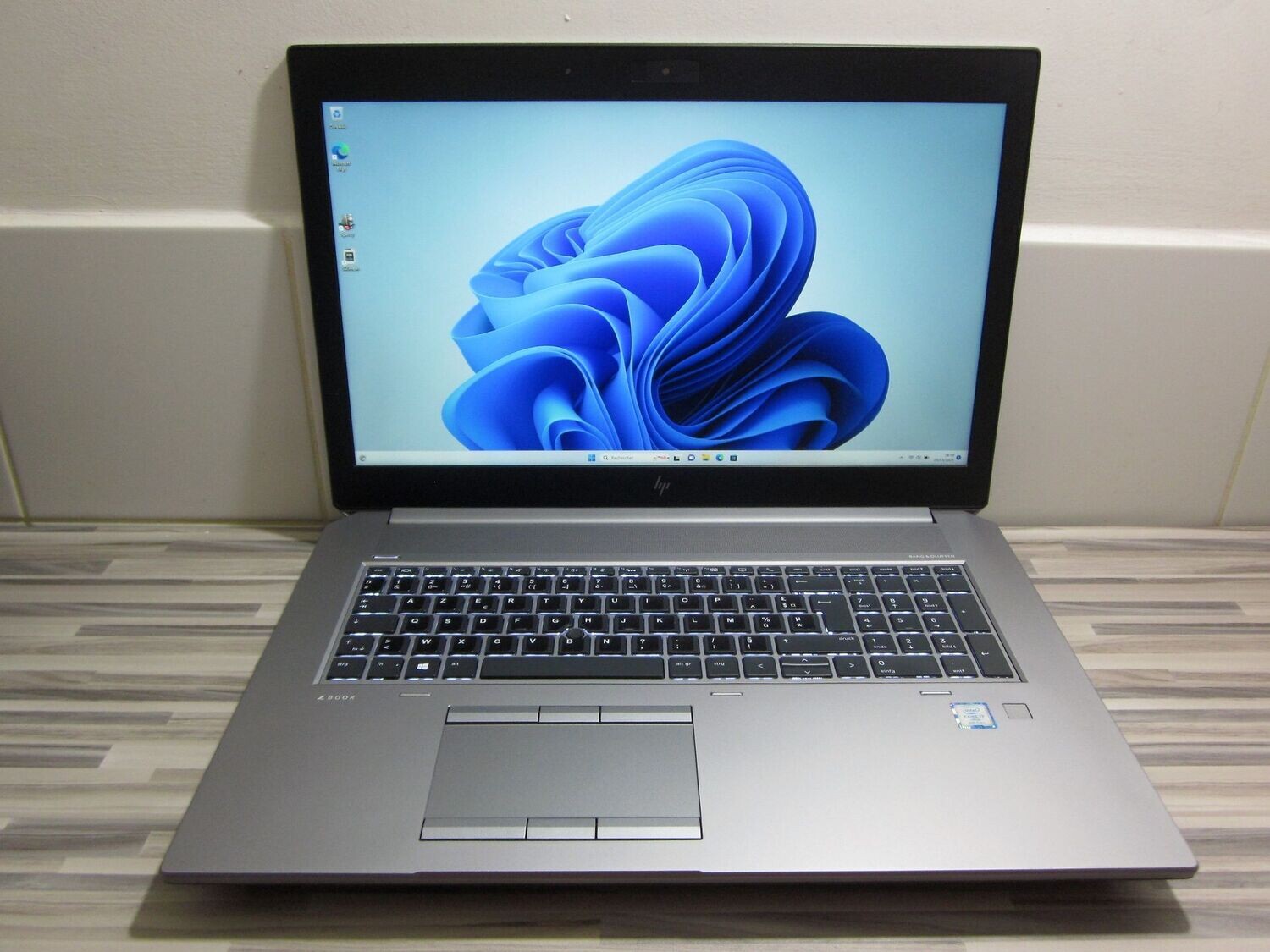 HP ZBOOK 17 G5 CORE i7-8850H Ram 32 Go SSD 512 Go Windows 11 Pro